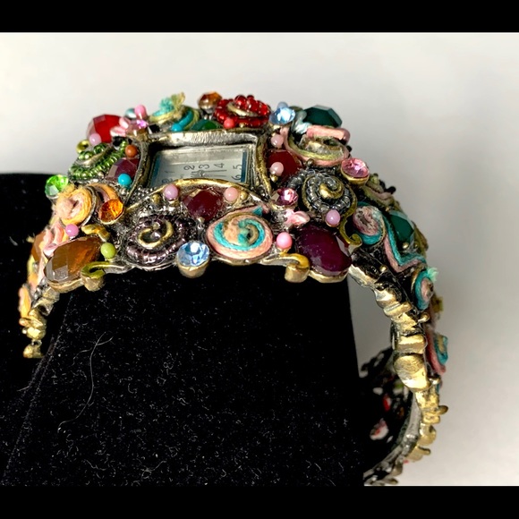 Narmi hinged bangle bracelet watch, like new - Picture 3 of 4